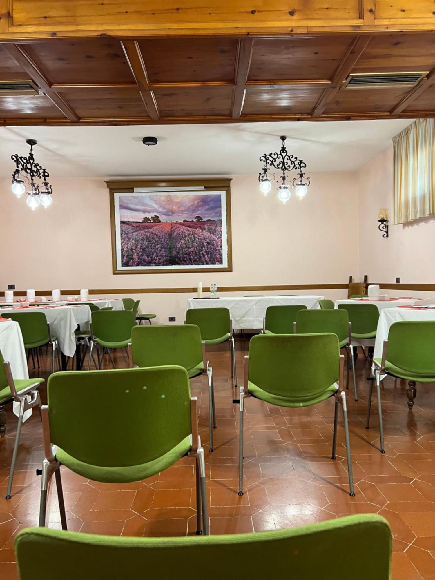 Grifone Hotel Perugia Buitenkant foto