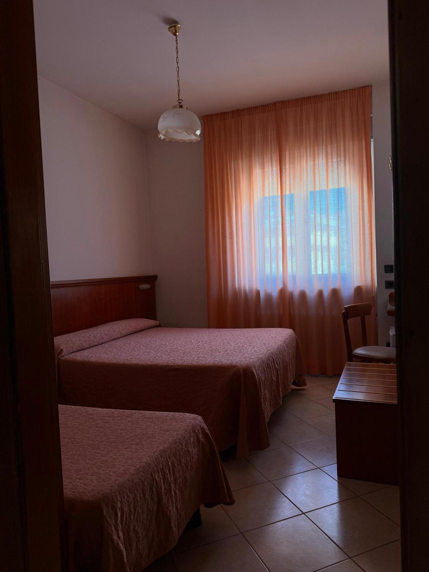 Grifone Hotel Perugia Buitenkant foto
